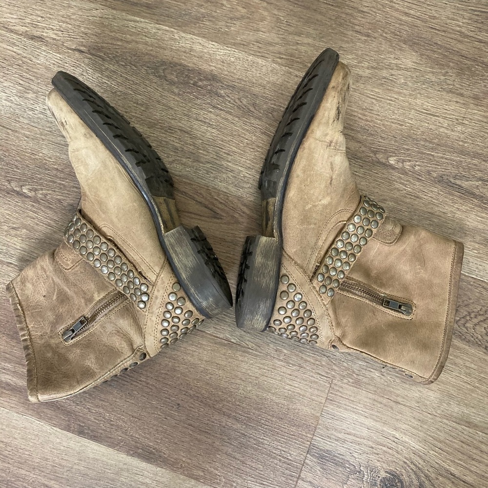 Steve Madden ankle boots size 9